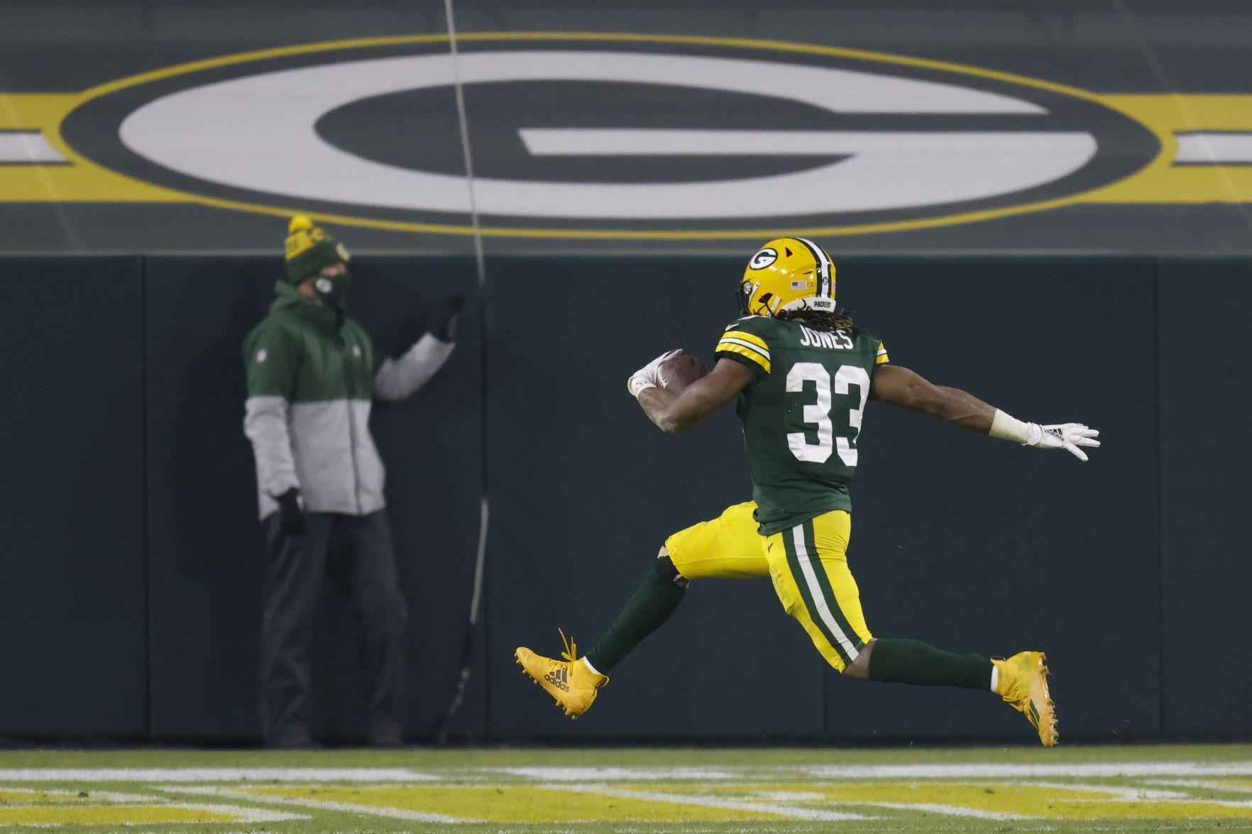 Packers 24, Panthers 16